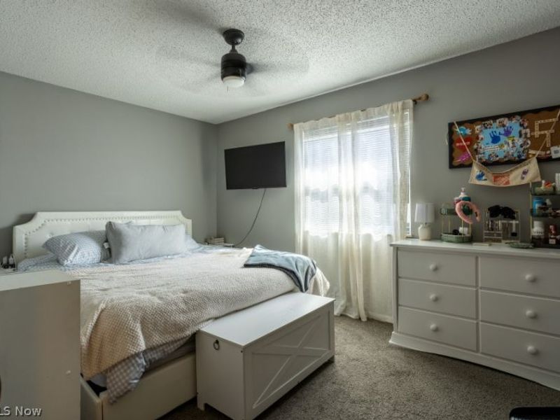 957 Carnegie Avenue, Akron, OH 44314 Photo 9