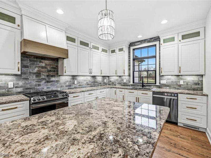 6879 Kyle Ridge Pointe, Canfield, OH 44406 Photo 20