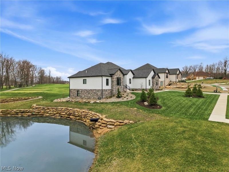 6879 Kyle Ridge Pointe, Canfield, OH 44406 Photo 3