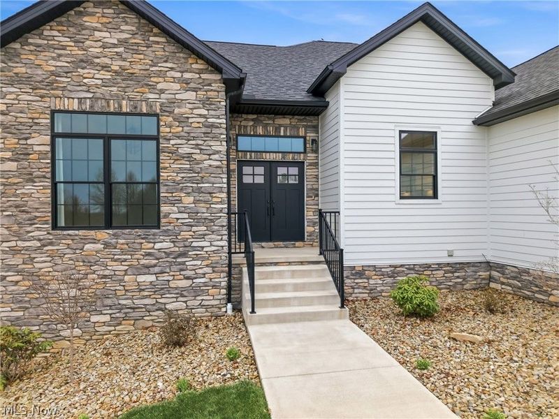 6879 Kyle Ridge Pointe, Canfield, OH 44406 Photo 6