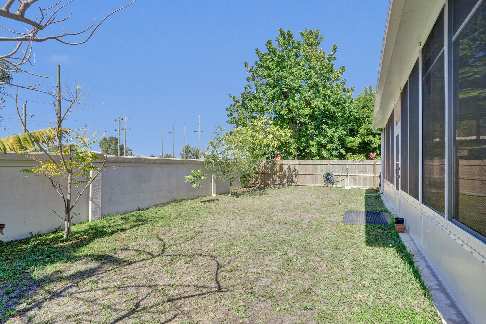 3099 W Buena Vista Drive, Margate, FL 33063 Photo