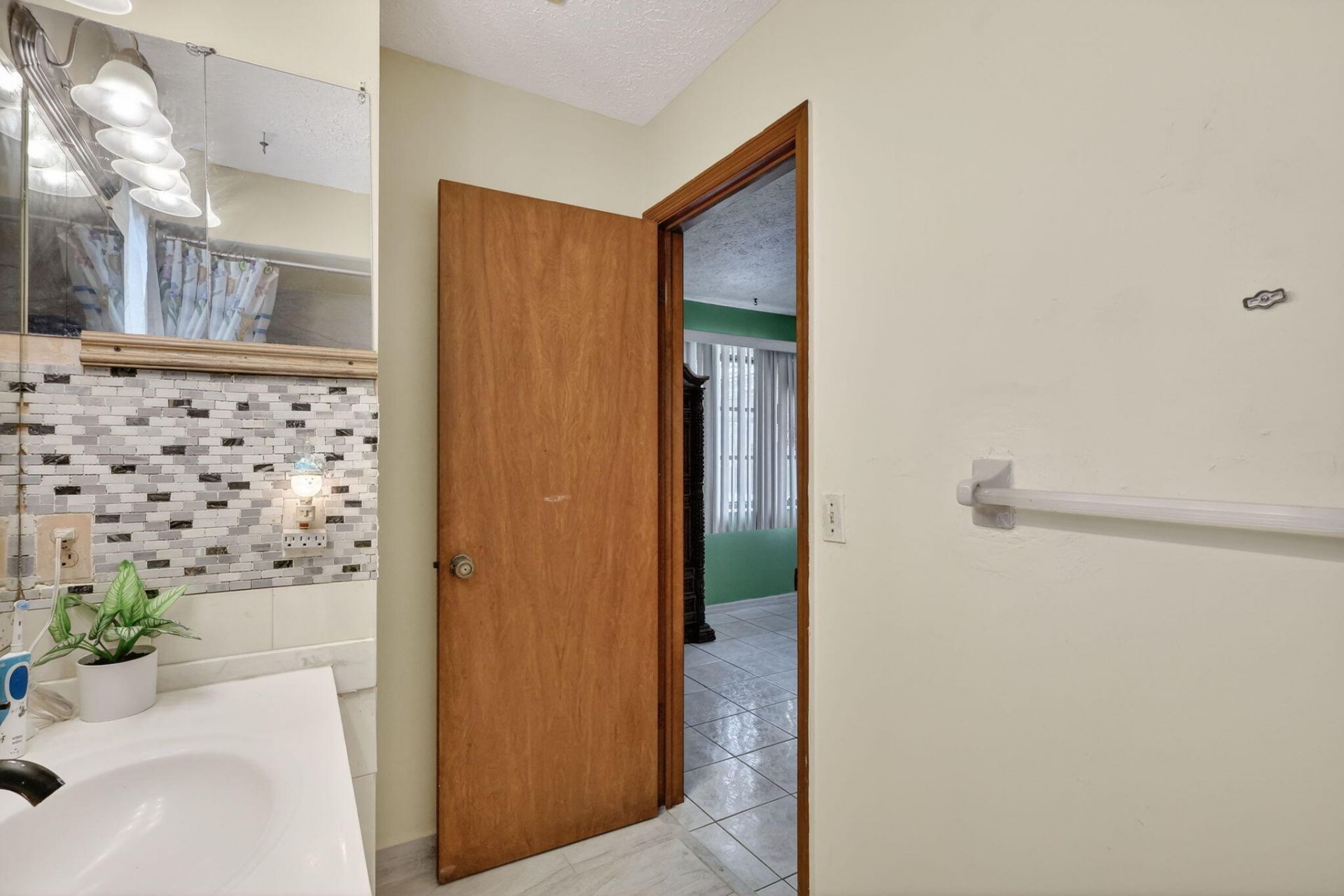 372 SW Carter Avenue, Port Saint Lucie, FL 34983 Photo