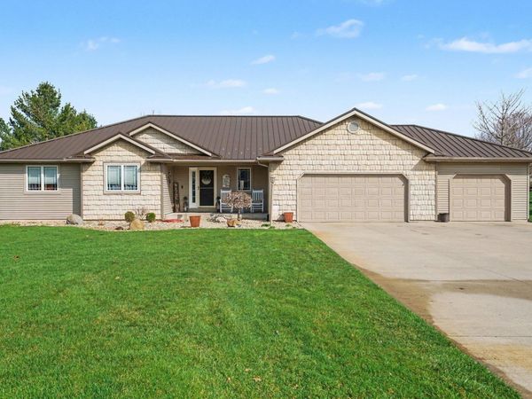 14541 Field Crest Court, Middlebury, IN 46540