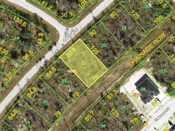 8204 LEAFY WAY , PORT CHARLOTTE, FL 33981