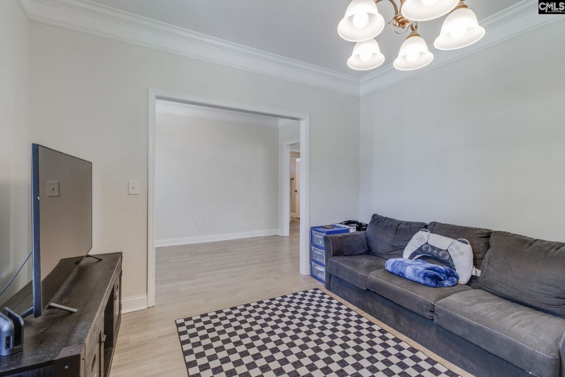 326 Lachicotte Road  Photo 4