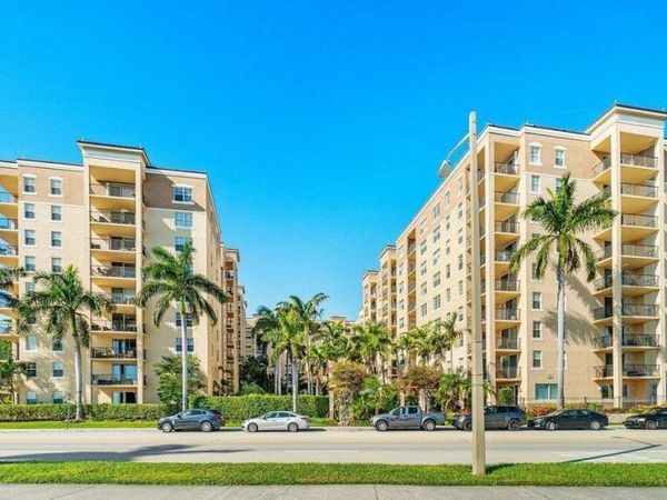 1805 N Flagler Drive, Unit 107, West Palm Beach, FL 33407