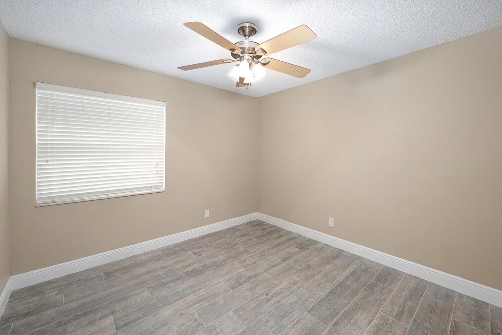 8645 NW 47th Drive, Coral Springs, FL 33067 Photo