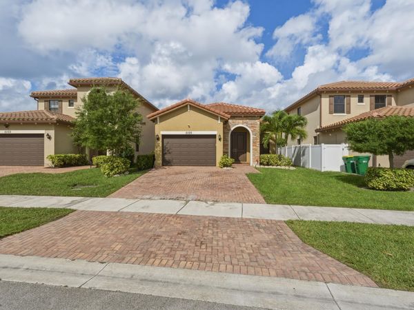 5105 NW 51st Terrace, Tamarac, FL 33319