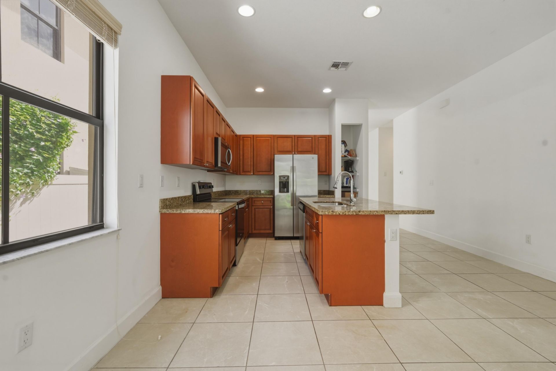 5105 NW 51st Terrace, Tamarac, FL 33319 Photo