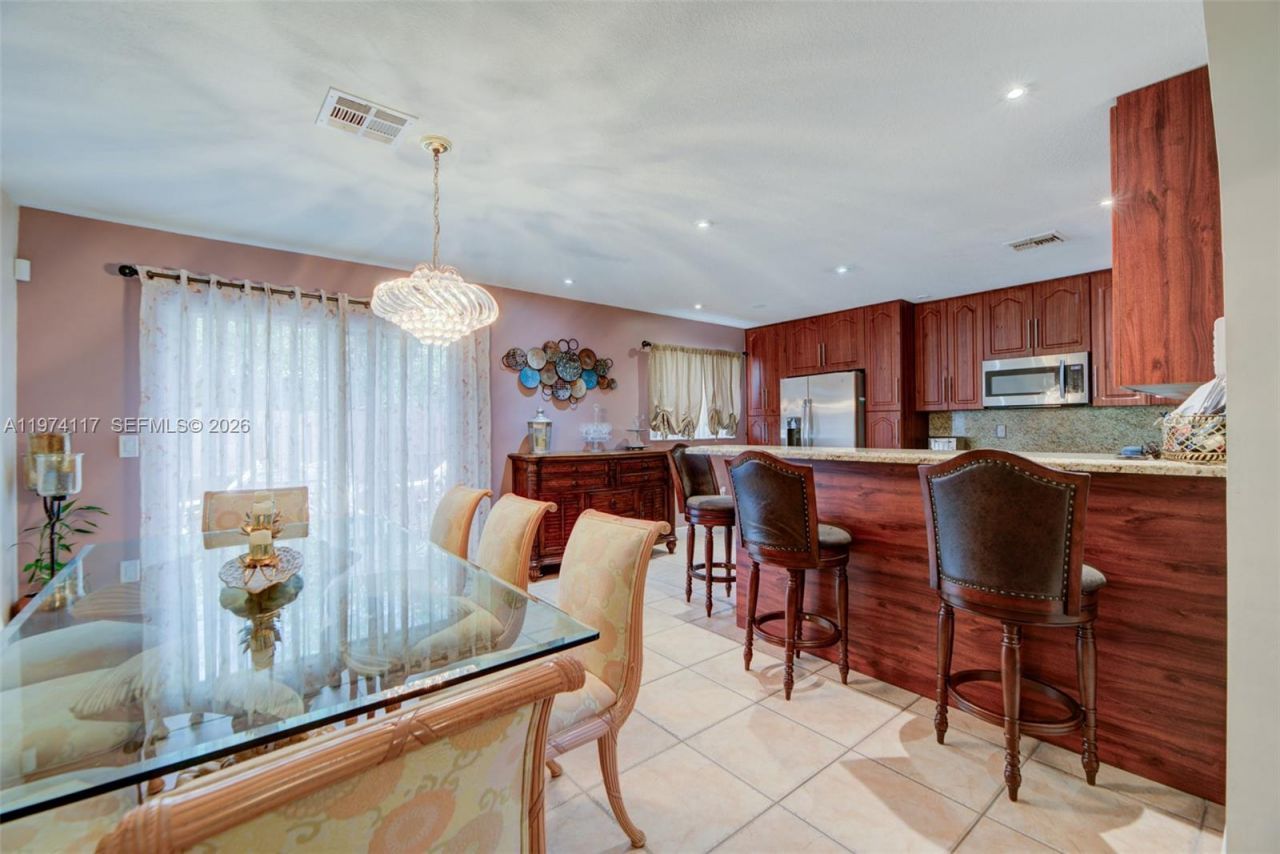 10 NW 110th Ave , Plantation, FL 33324 Photo