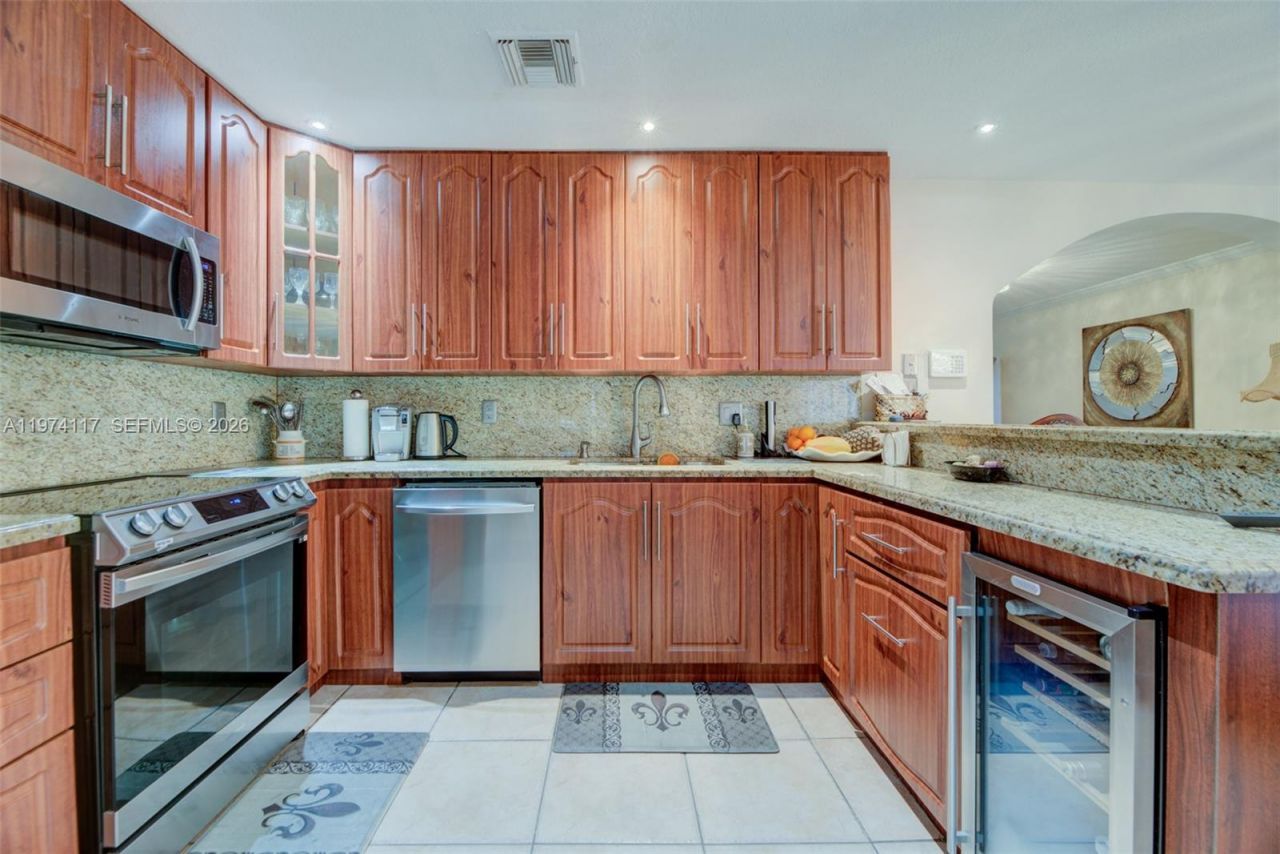 10 NW 110th Ave , Plantation, FL 33324 Photo