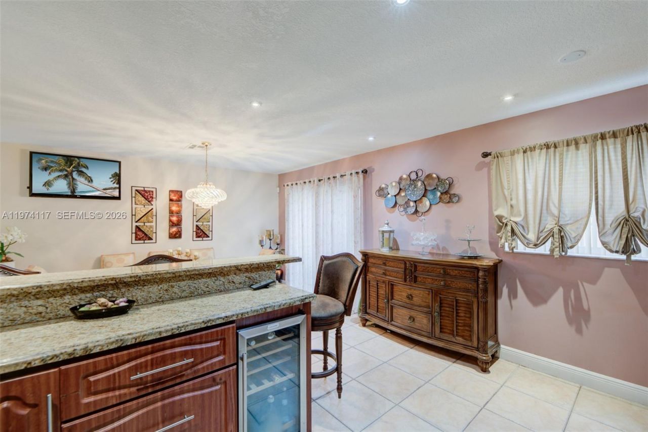 10 NW 110th Ave , Plantation, FL 33324 Photo