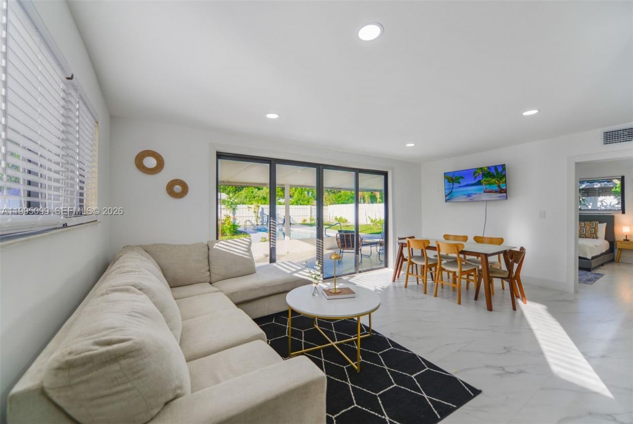 415 NW 133rd St, North Miami, FL 33168 Photo