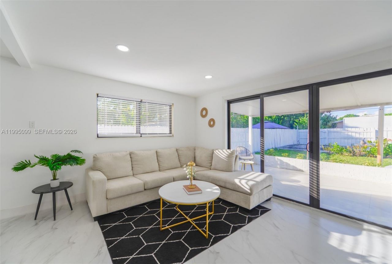 415 NW 133rd St, North Miami, FL 33168 Photo