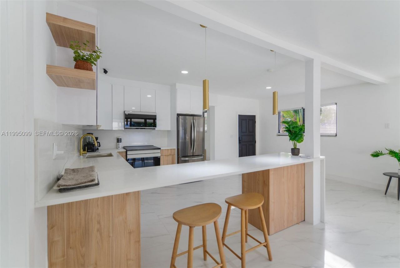 415 NW 133rd St, North Miami, FL 33168 Photo