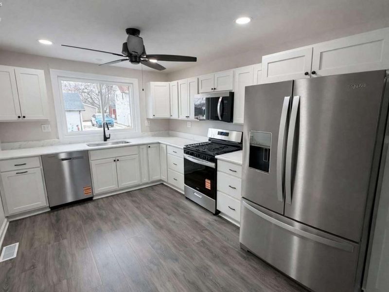 304 Main Street, Genoa, OH 43430 Photo 12