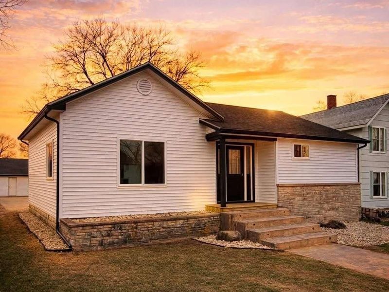 304 Main Street, Genoa, OH 43430 Photo 2