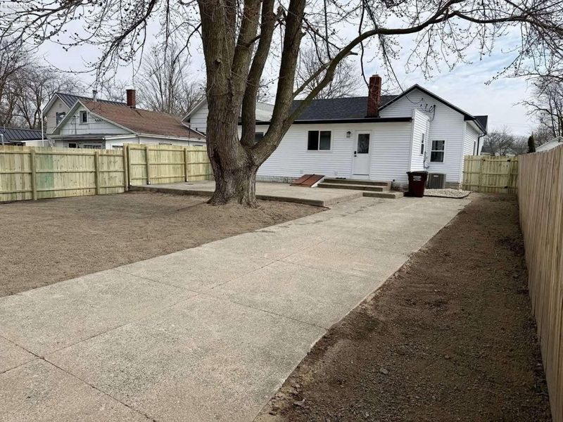 304 Main Street, Genoa, OH 43430 Photo 7