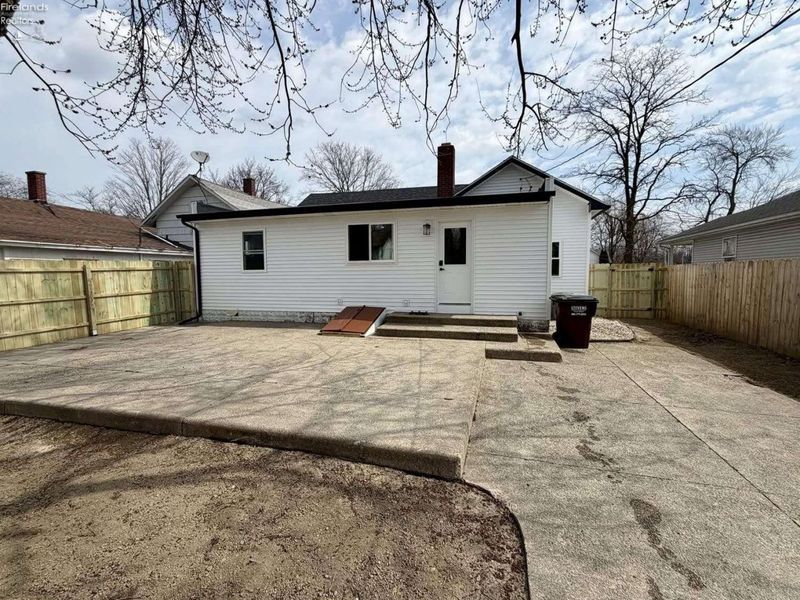 304 Main Street, Genoa, OH 43430 Photo 8