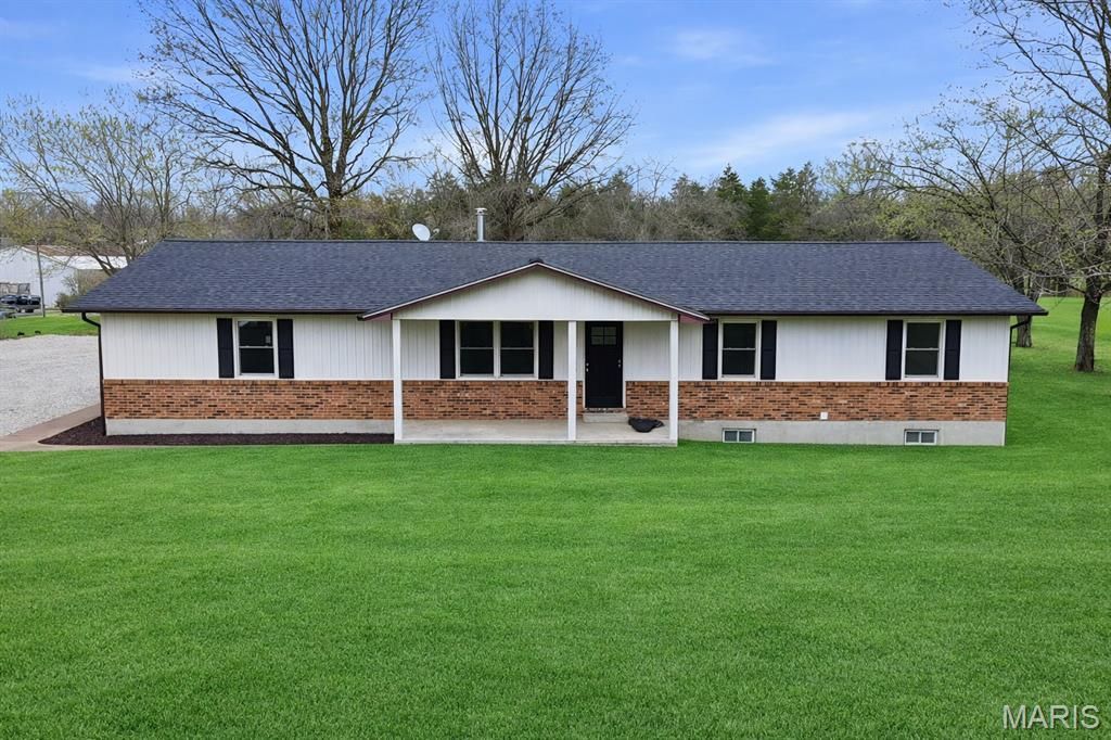 31857 Cedar Trail , Warrenton, MO 63383 Main Photo