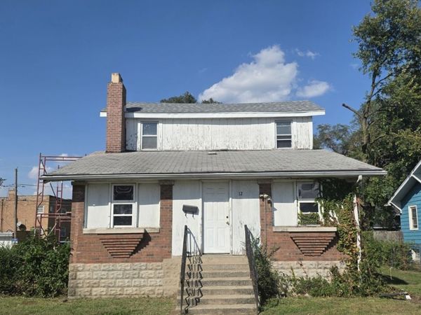 12 Webb Street , Calumet City, IL 60409