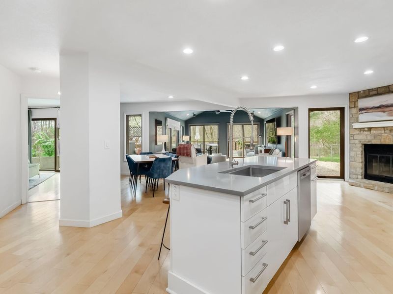 83 Forest Ridge Court, Powell, OH 43065 Photo 11