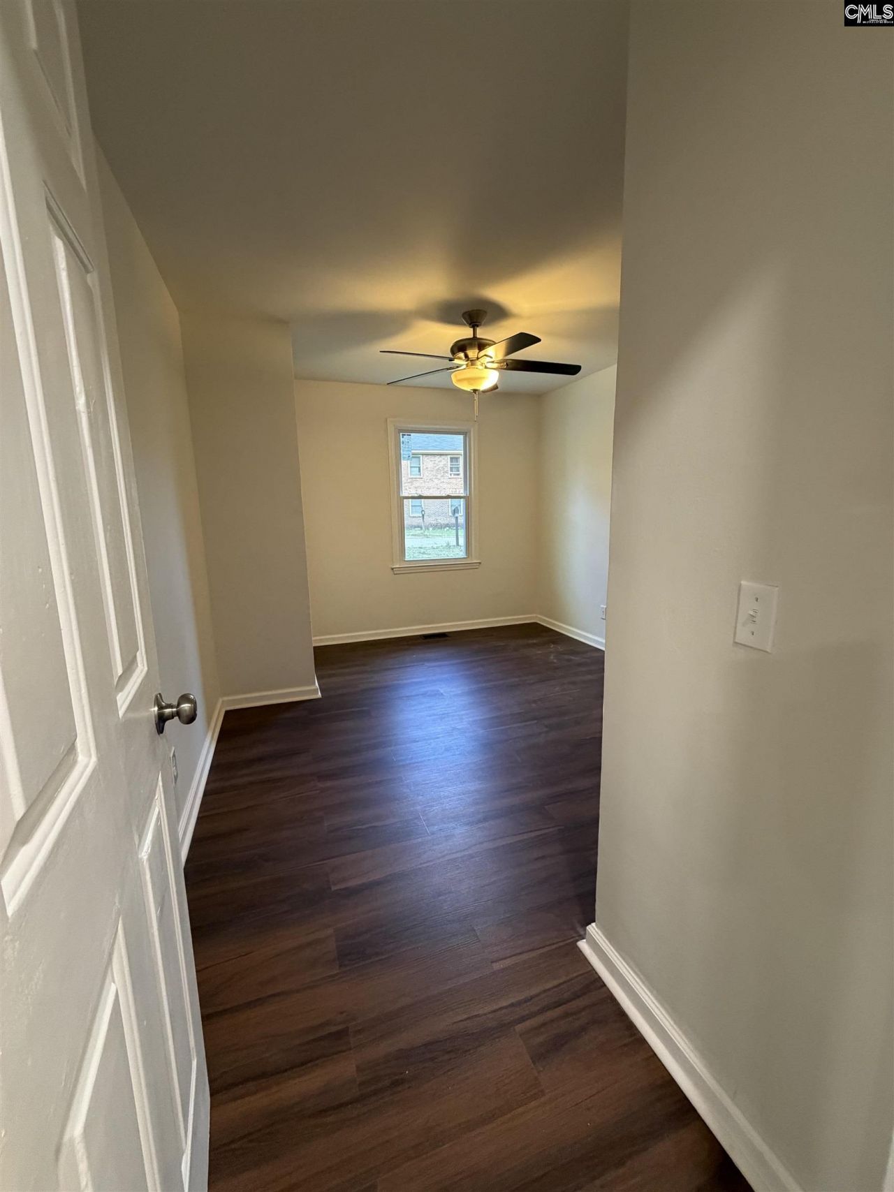 6 Crescent Lane Photo 17