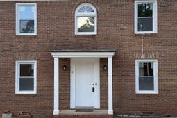 6 Crescent Lane photo 4