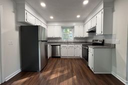 6 Crescent Lane photo 4