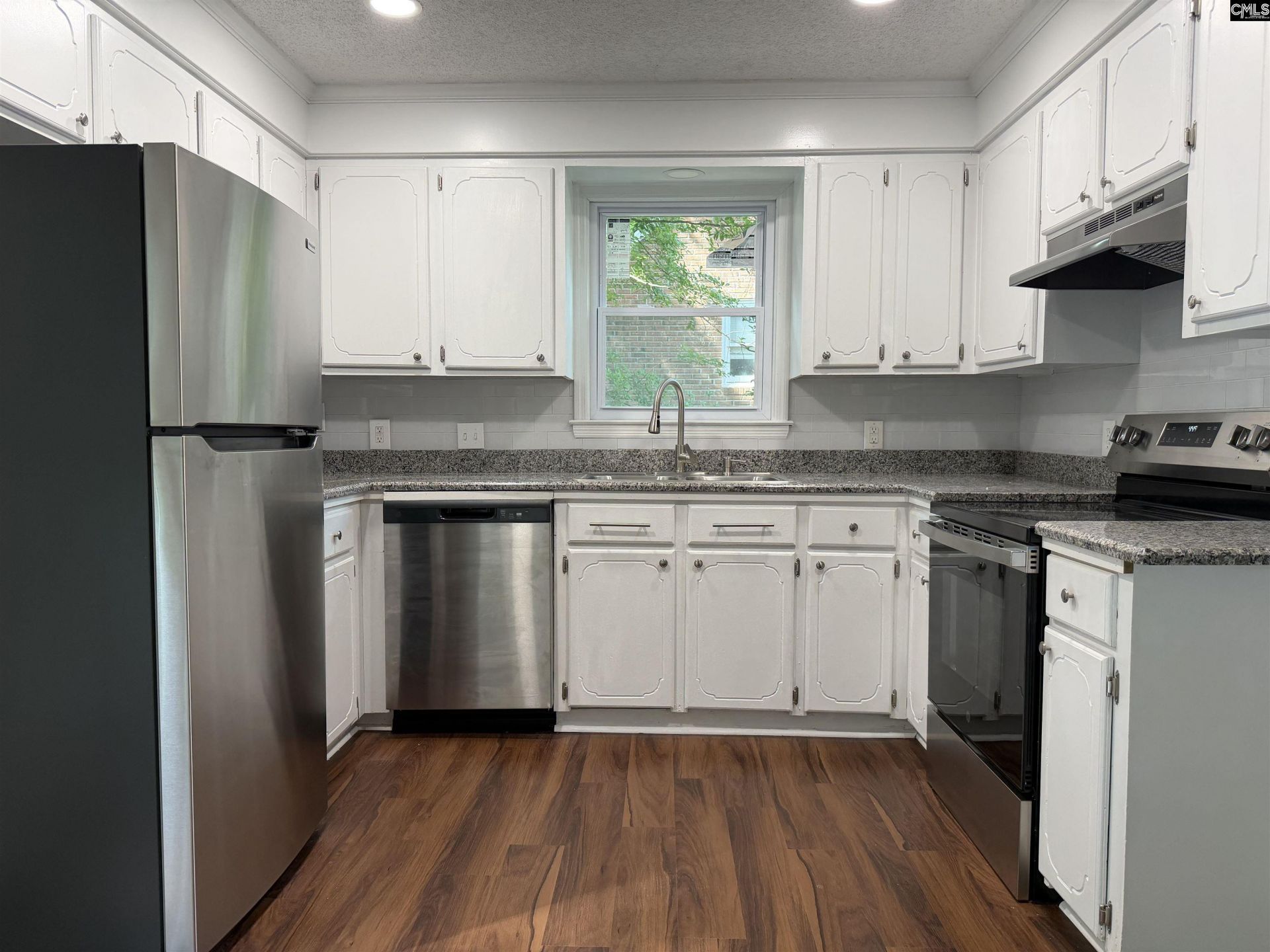 6 Crescent Lane Photo 6