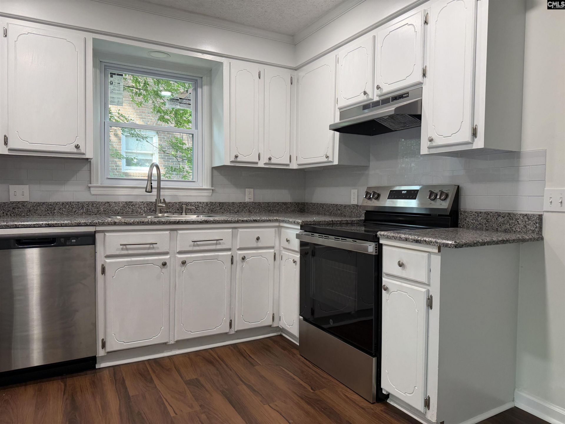 6 Crescent Lane Photo 7