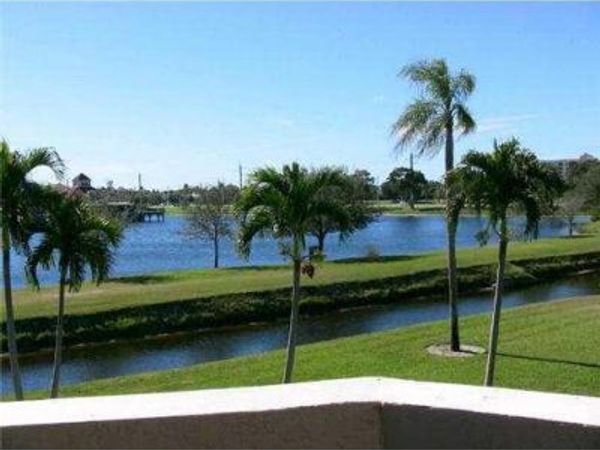 6654 Villa Sonrisa Drive, Unit 421, Boca Raton, FL 33433