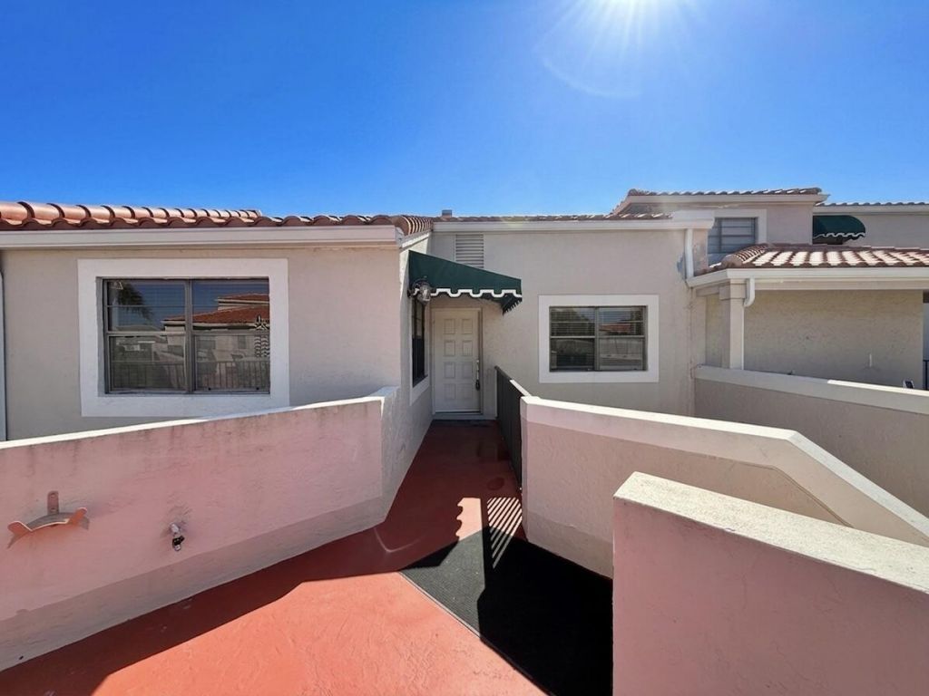 6654 Villa Sonrisa Drive, Unit 421, Boca Raton, FL 33433 Photo