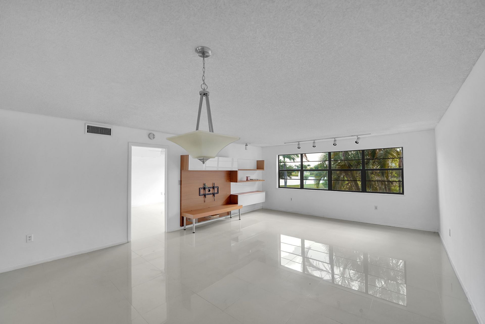 6654 Villa Sonrisa Drive, Unit 421, Boca Raton, FL 33433 Photo