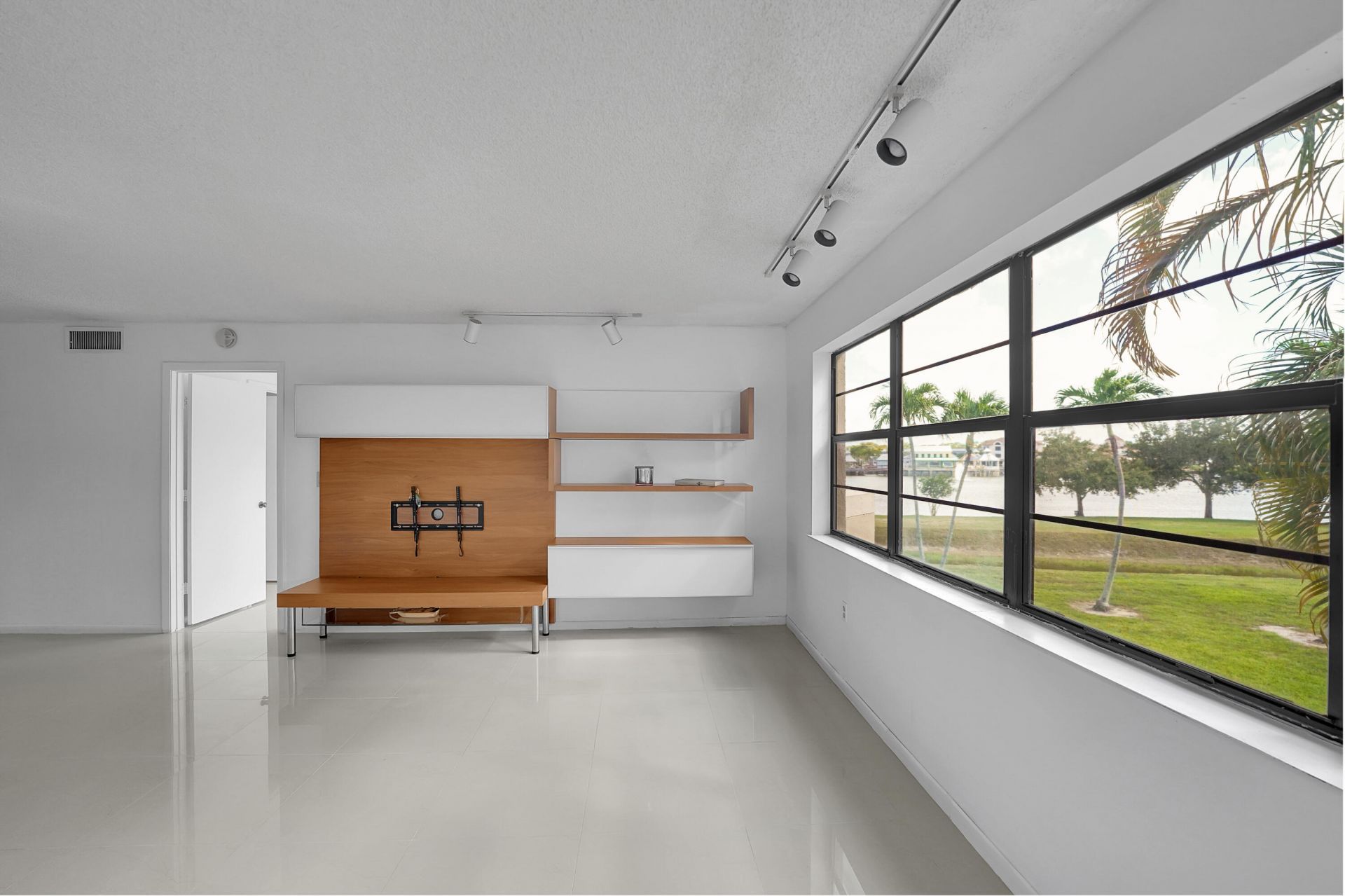 6654 Villa Sonrisa Drive, Unit 421, Boca Raton, FL 33433 Photo