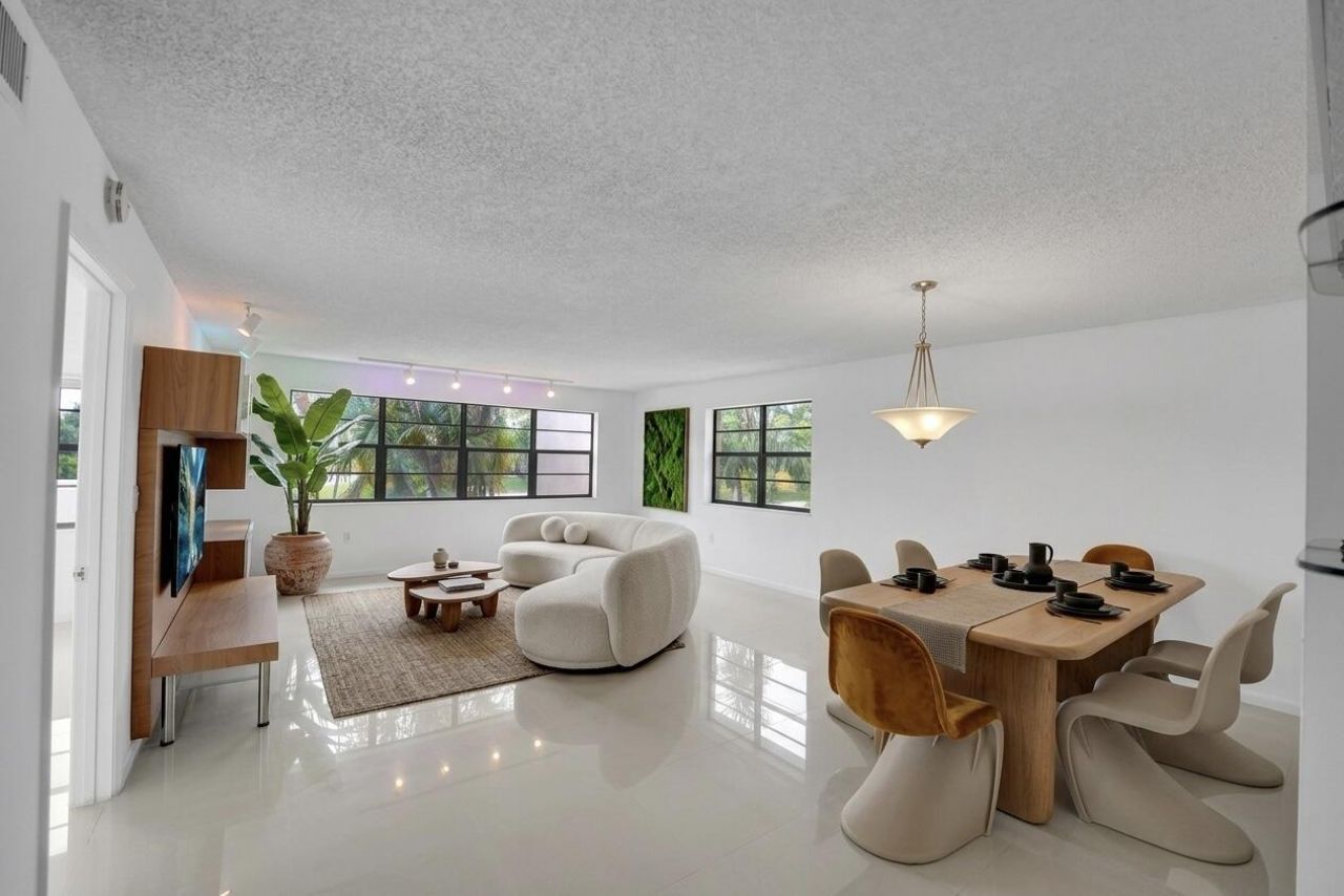 6654 Villa Sonrisa Drive, Unit 421, Boca Raton, FL 33433 Photo