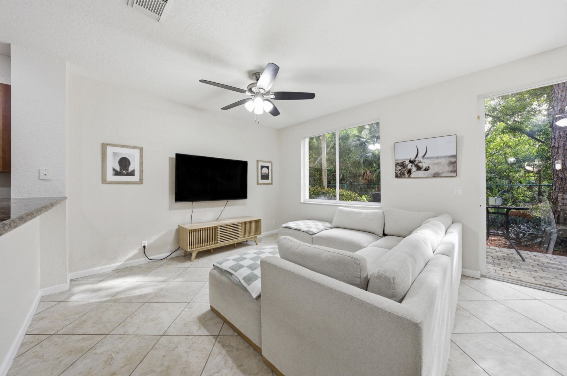 3084 N Evergreen Circle, Boynton Beach, FL 33426 Photo