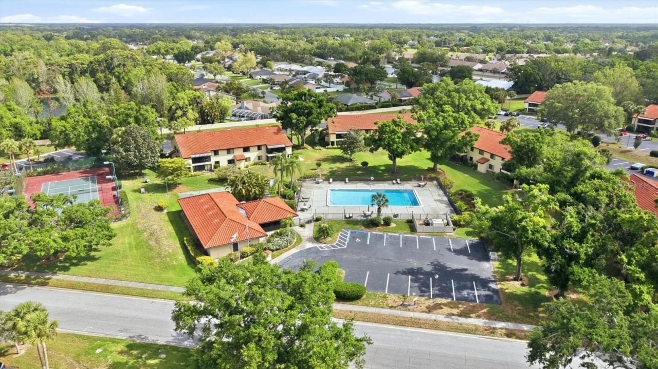 5765 Gardens Drive, Sarasota, FL 34243 Photo