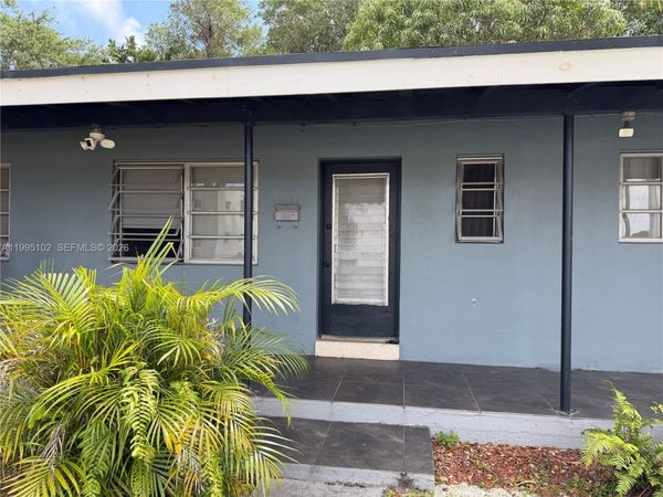 1580 NE 145th St , Unit 1582, Miami, FL 33161