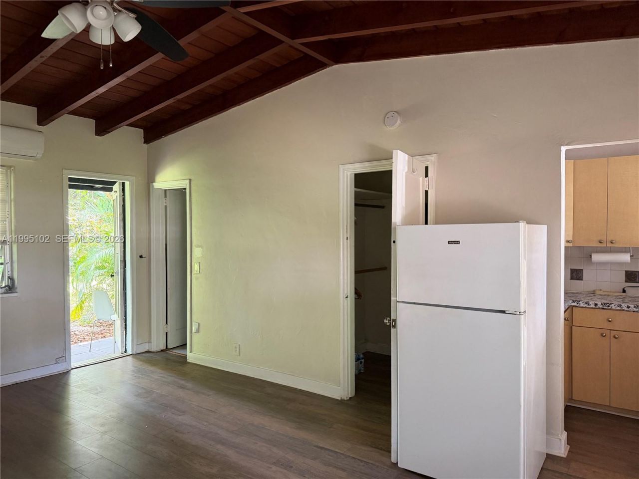 1580 NE 145th St , Unit 1582, Miami, FL 33161 Photo