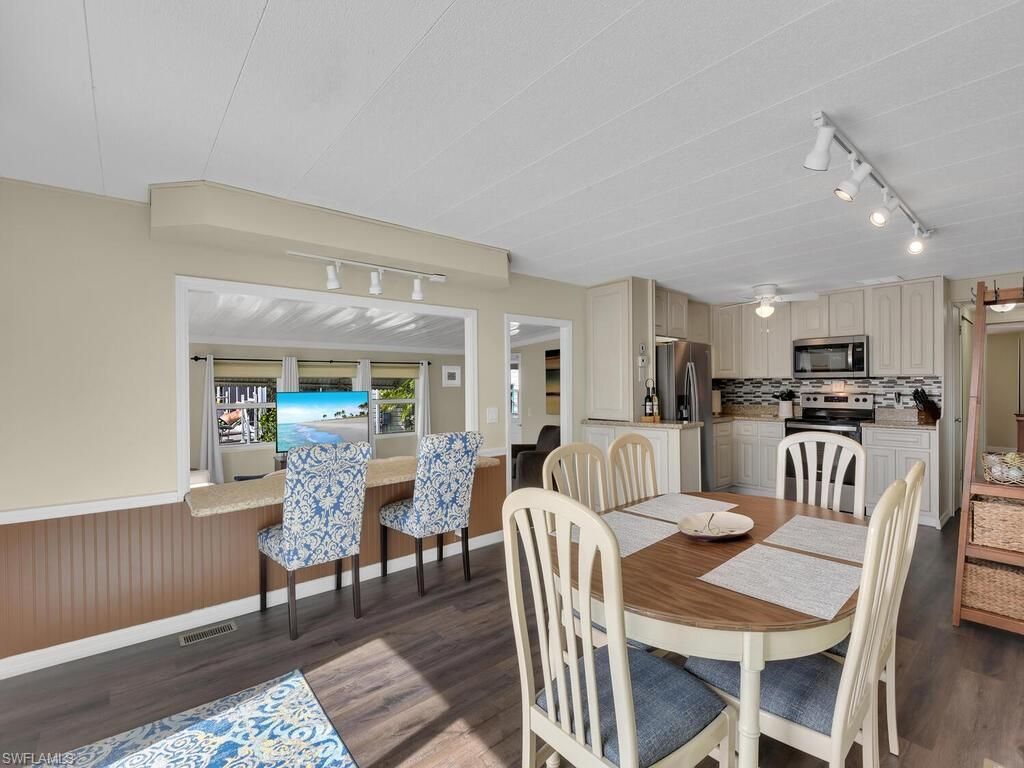 37 Channel Ln , Fort Myers, FL 33905 Photo