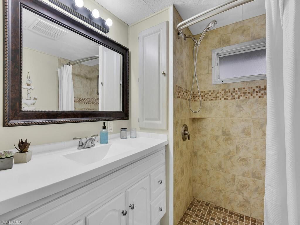 37 Channel Ln , Fort Myers, FL 33905 Photo