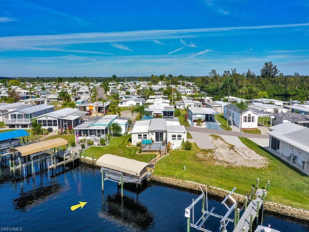37 Channel Ln , Fort Myers, FL 33905 Photo
