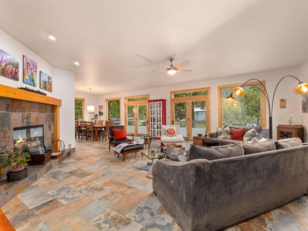 5375 Averill Drive, Grants Pass, OR 97526