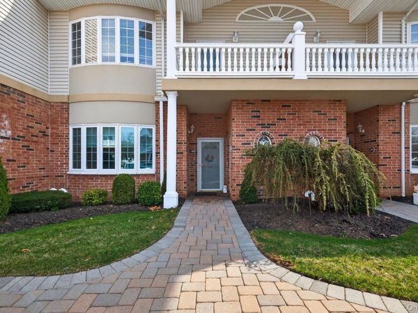 105 Francesca Way, Unit 105, Amityville, NY 11701