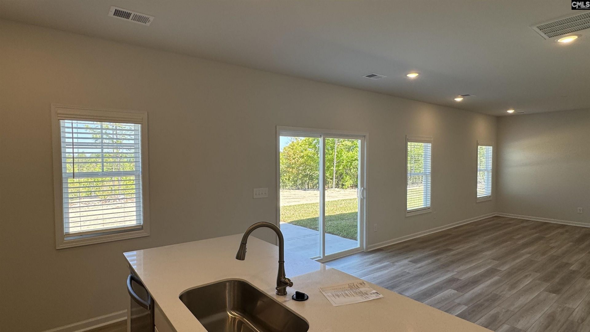 638 Silica Court Photo 10