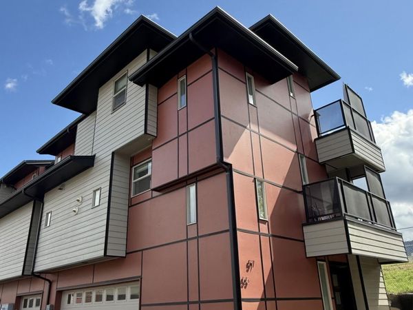 55 S Mountain Avenue, Ashland, OR 97520