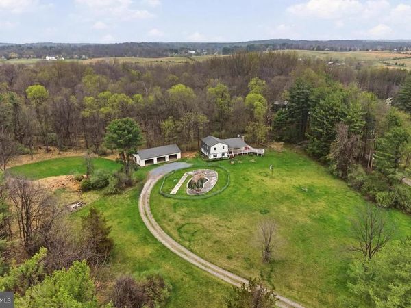 39516 COTTAGEGROVE, LOVETTSVILLE, VA 20180