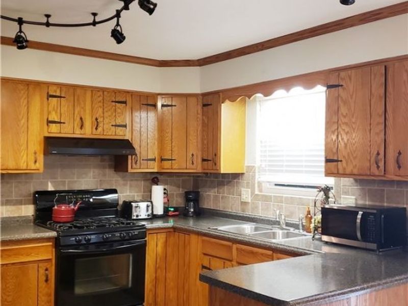 2313 Rockland Avenue, Belpre, OH 45714 Photo 11