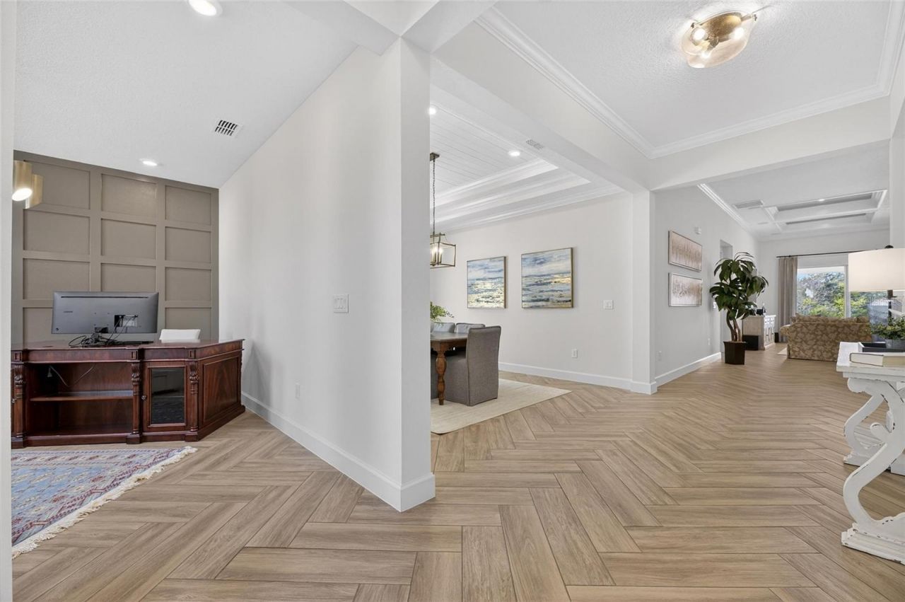 914 Signet Drive , Apollo Beach, FL 33572 Photo